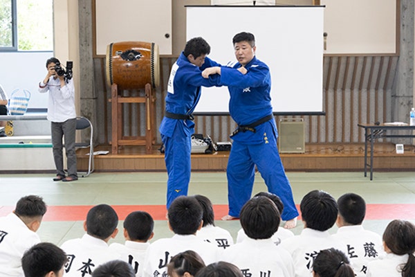 His two brothers Yoshio and Yukimasa also took part