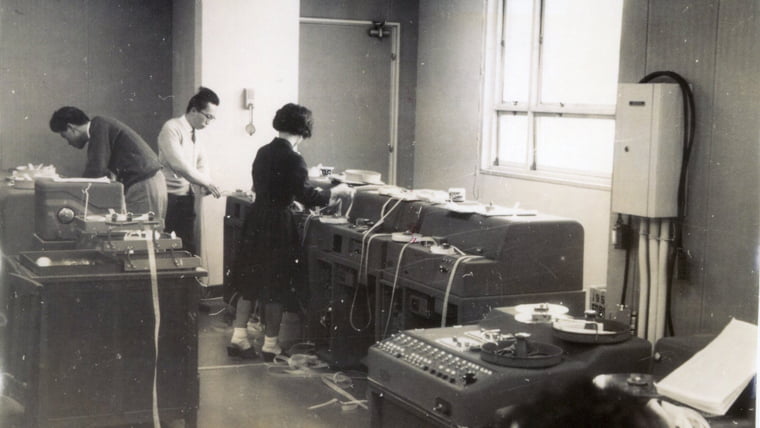 Eröffnung der Telefonleitung zwischen Tokio und Osaka (1955)