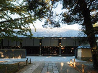 東大寺総合文化センター