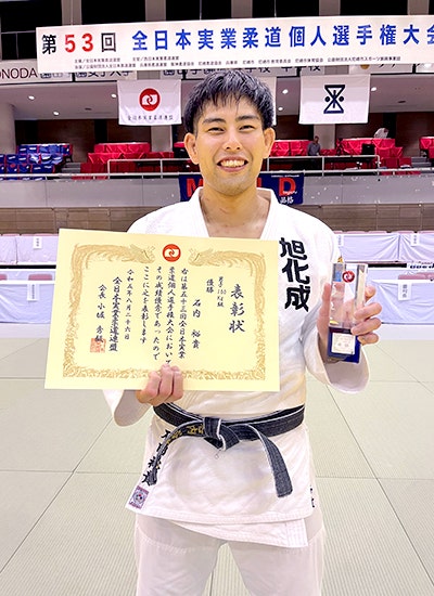 石内選手