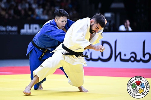 取組中の老野選手