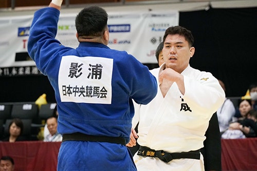 取組中の太田選手