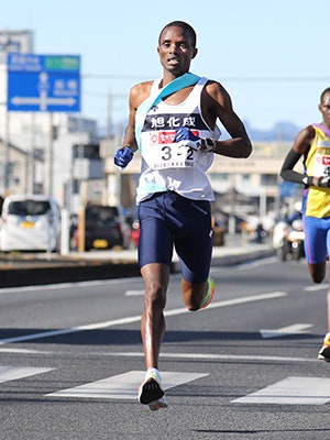 モゲニ選手