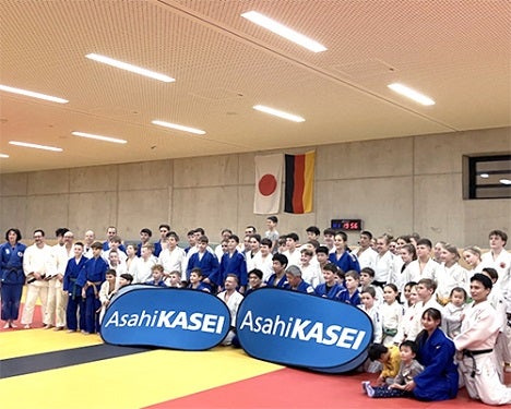 Participants and instructors