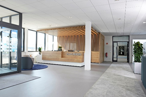  Inside the new office
