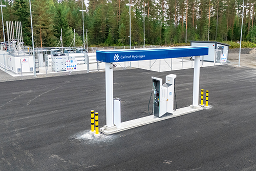 Commercial hydrogen refueling station (photo by Cefmof Hydrogen)